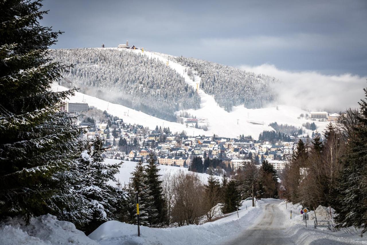Ski Chalet Klinovec Лоучна-под-Клиновцем Экстерьер фото