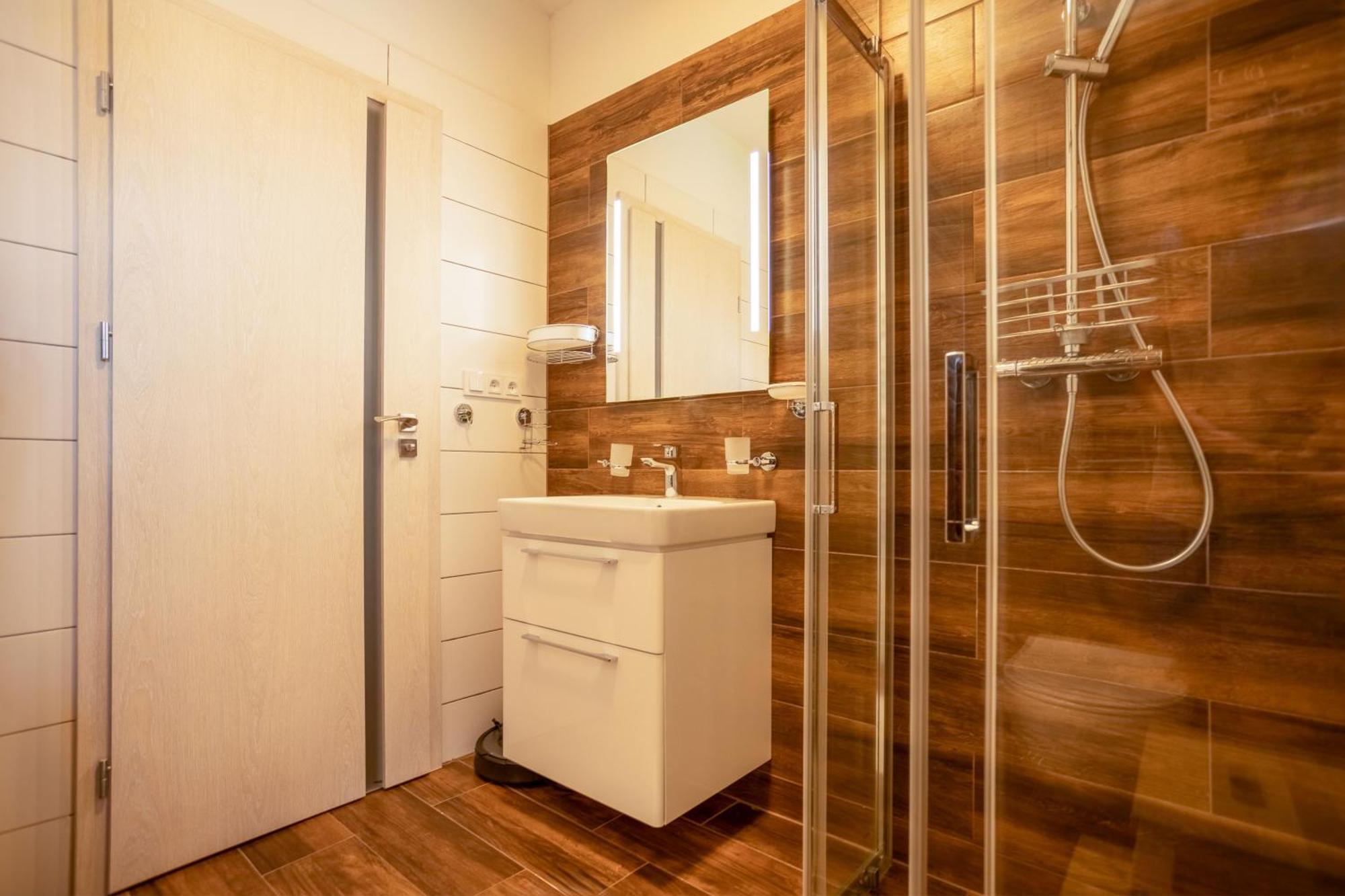 Ski Chalet Klinovec Лоучна-под-Клиновцем Номер фото